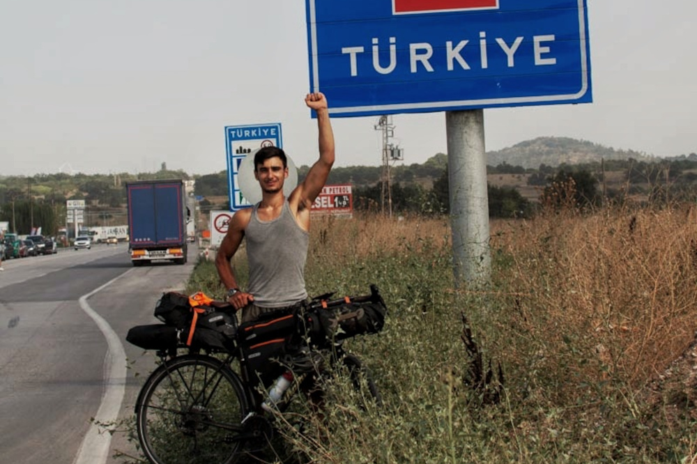 Vortrag: 2500 km, allein, mit 18! Ein Fahrradabenteuer von Landshut nach Istanbul